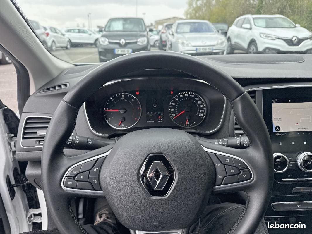Renault Mégane SOCIETE BLUE DCI 115 AIR NAV REVERSIBLE (image 5)