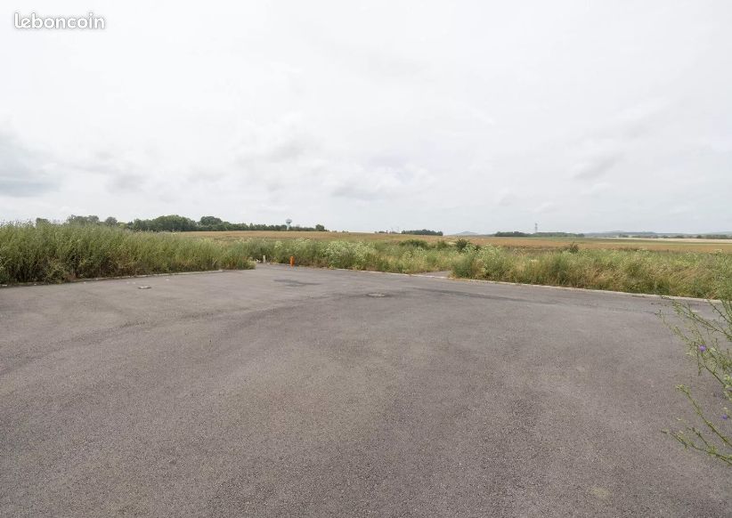 Terrain 689 m² · à Clémery · 689 m² · 85 000 €