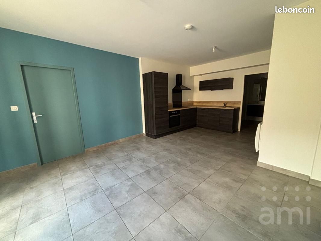 Appartement 2 pièces 48 m² · à Niort · 48 m² · 650 €/mois