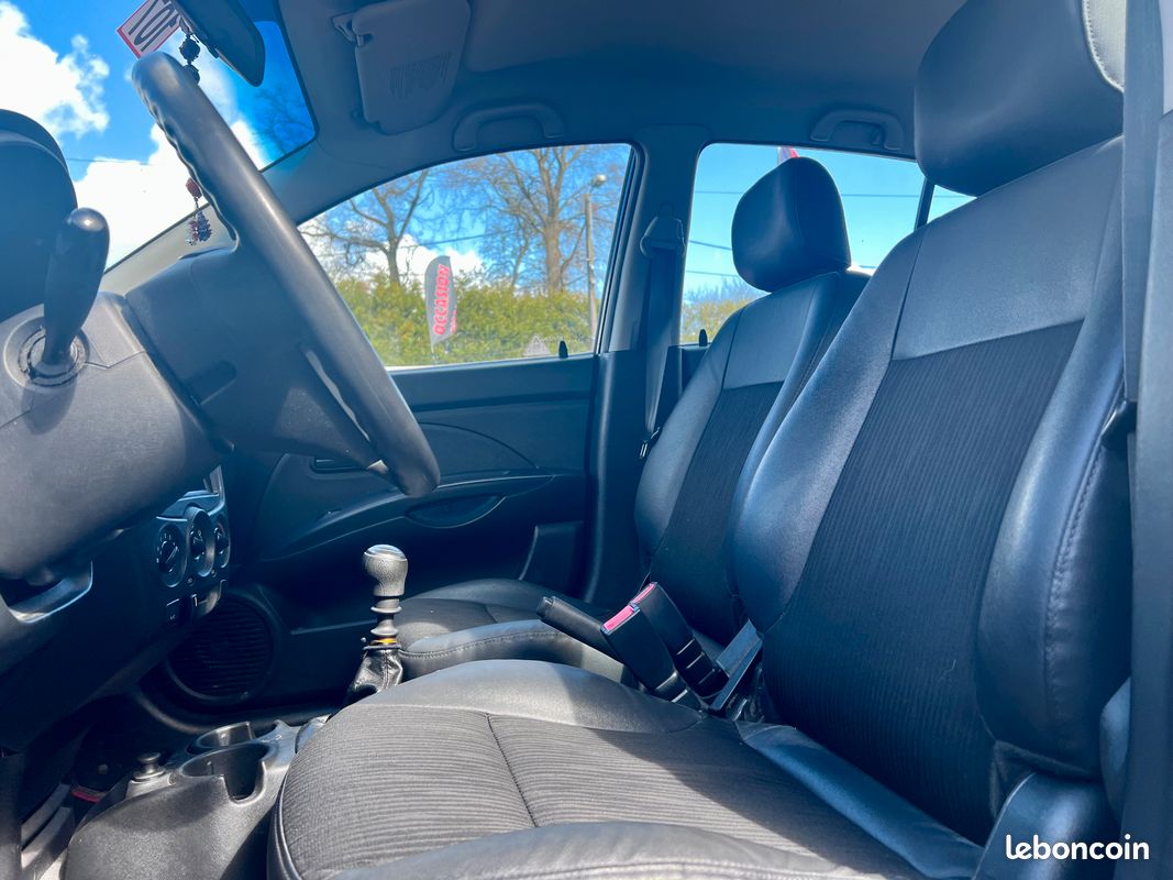 Kia picanto 1.1i / clim cuir / chaine de distri ok garantie 48 mois possible (image 3)