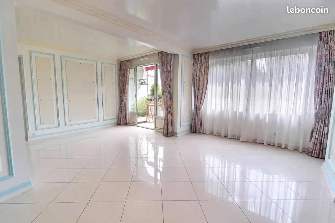 Appartement 5 pièces 91 m² · à Chilly-Mazarin · 91 m² · 210 000 €