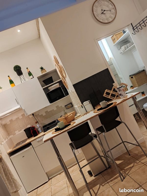 Appartement 1 pièce 22 m² · à Hyères · 22 m² · 680 €