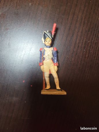 Lot De 100 Soldats Starlux – Premier Empire – Napoléoniens – Plomb Peint 1:32