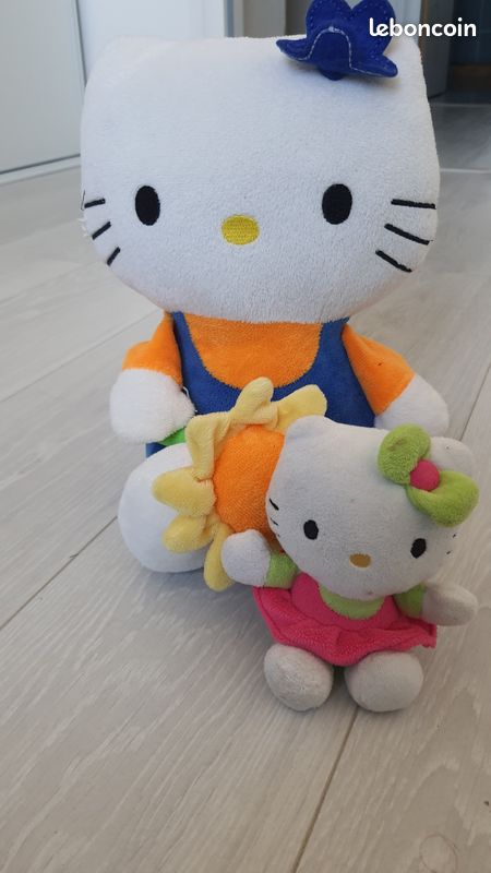 Peluches Hello Kitty (image 1)