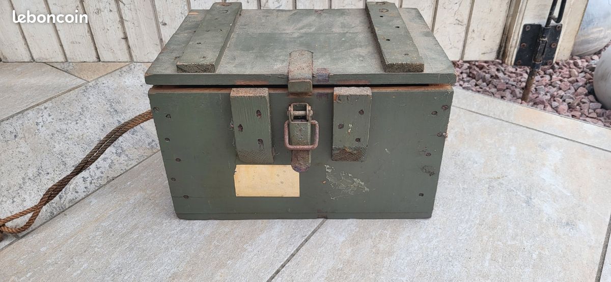 Caisse de rangement (image 1)