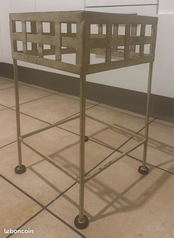 Table fer forgé (image 2)