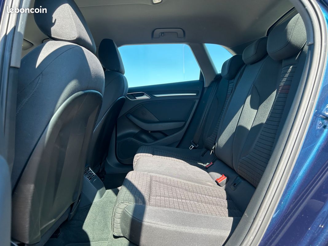 AUDI A3 Sportback 35 1.5 TFSI S LINE 150 CH - VIRTUEL COCKPT - CARPLAY - CAMERA DE RECUL - PACK S LINE - AUDI SOUND SYSTEME - REGULAEUR DE VITESSE ADAPTATIF (image 6)
