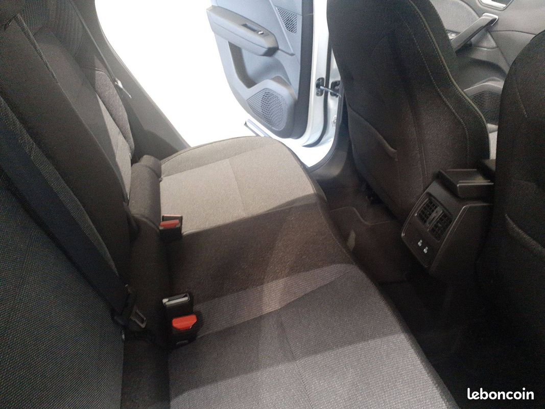 RENAULT Captur E-Tech full hybrid 160 ch Techno (image 29)