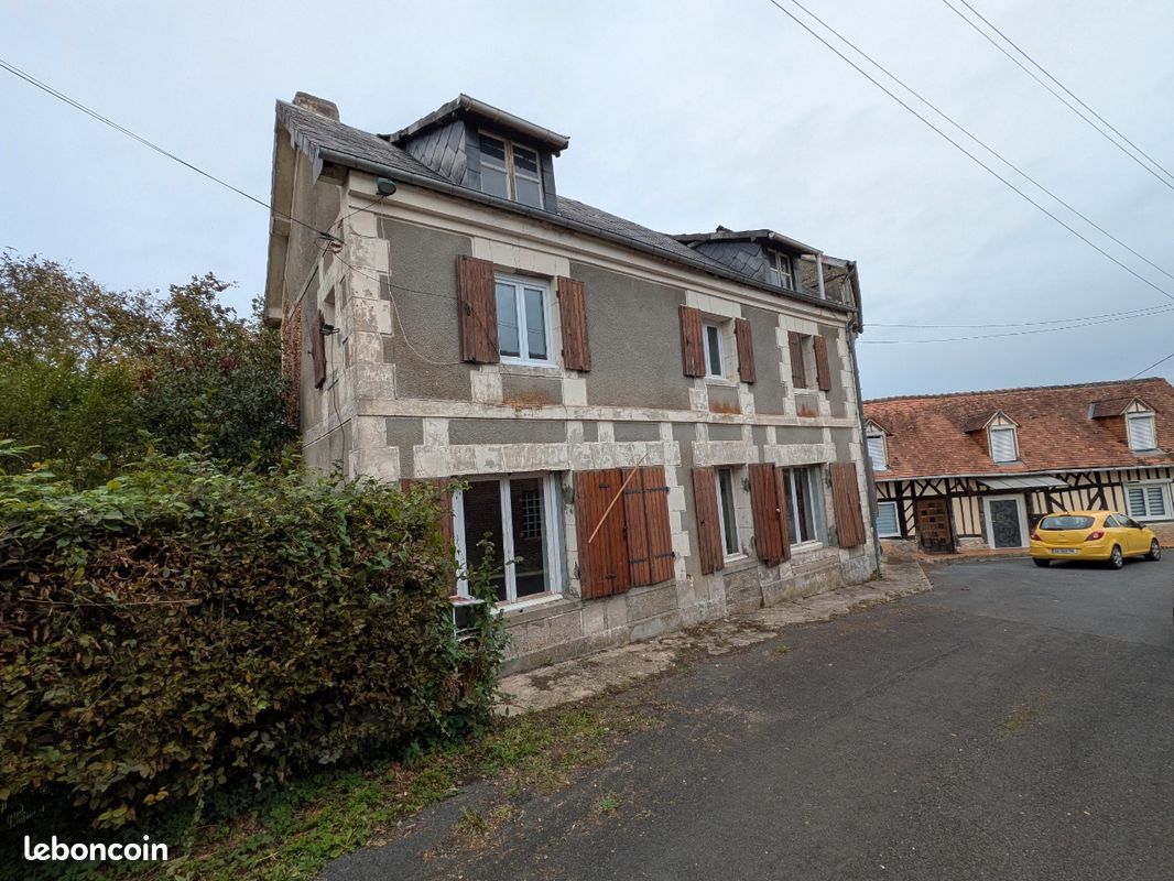 Maison 6 pièces 110 m² · à Saint-Martin-de-Mailloc · 110 m² · 109 000 €