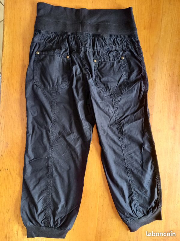 Pantacourt NOIR - Taille 16 ans (image 2)