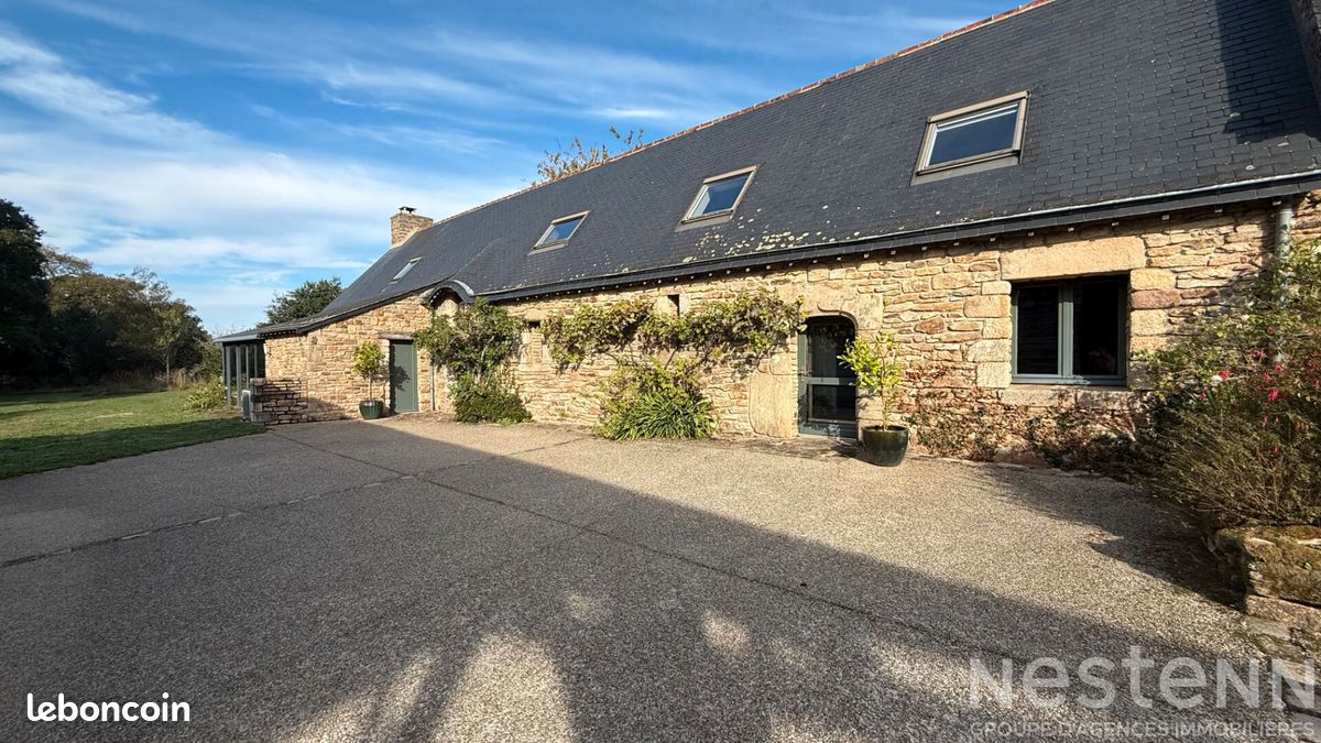 Maison 5 pièces 246 m² · à Plumergat · 246 m² · 633 180 €