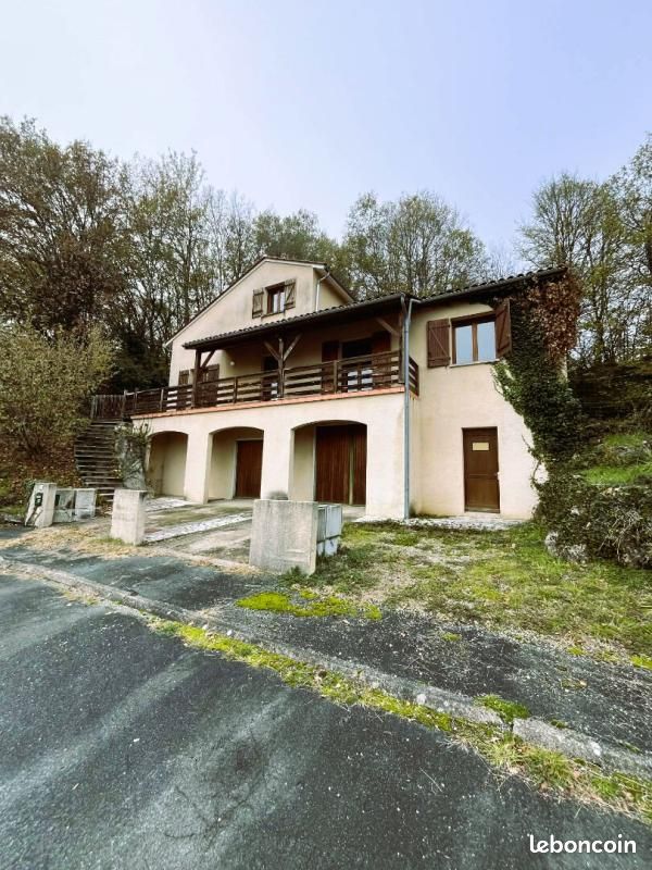 Maison 7 pièces 155 m² · à Champcevinel · 155 m² · 195 000 €