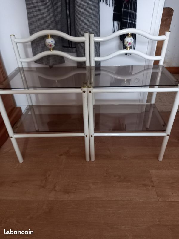 2 Tables de nuit (image 2)