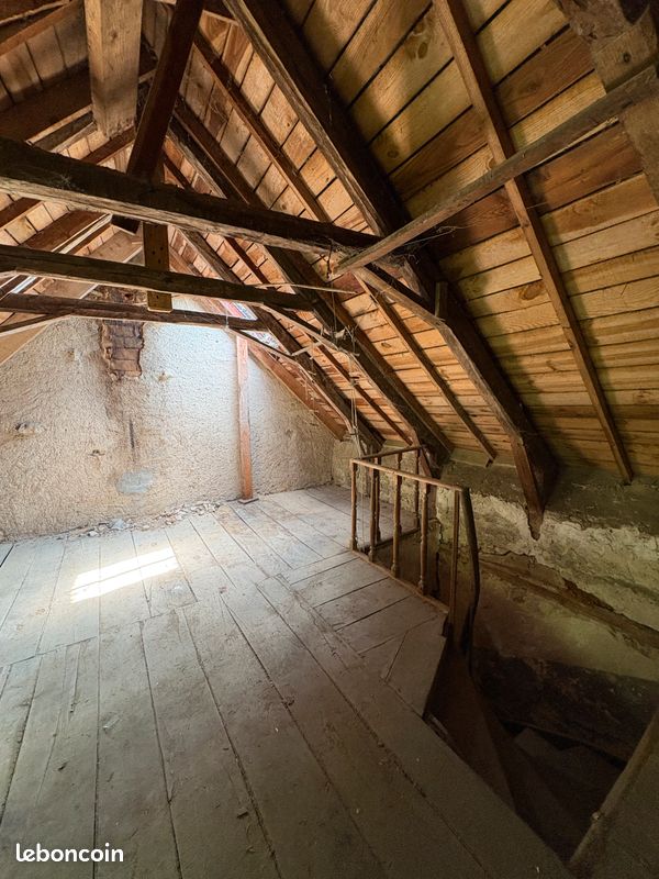 Maison 6 pièces 104 m² · à Neuvic · 104 m² · 22 000 €