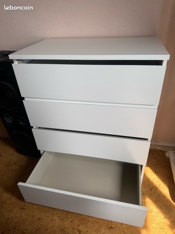 Commode IKEA 4 tiroirs (image 3)