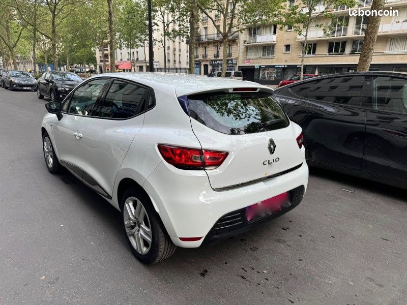 Renault CLIO IV 1.2 16V 75CH ESSENCE CRIT AIR 1 (image 2)