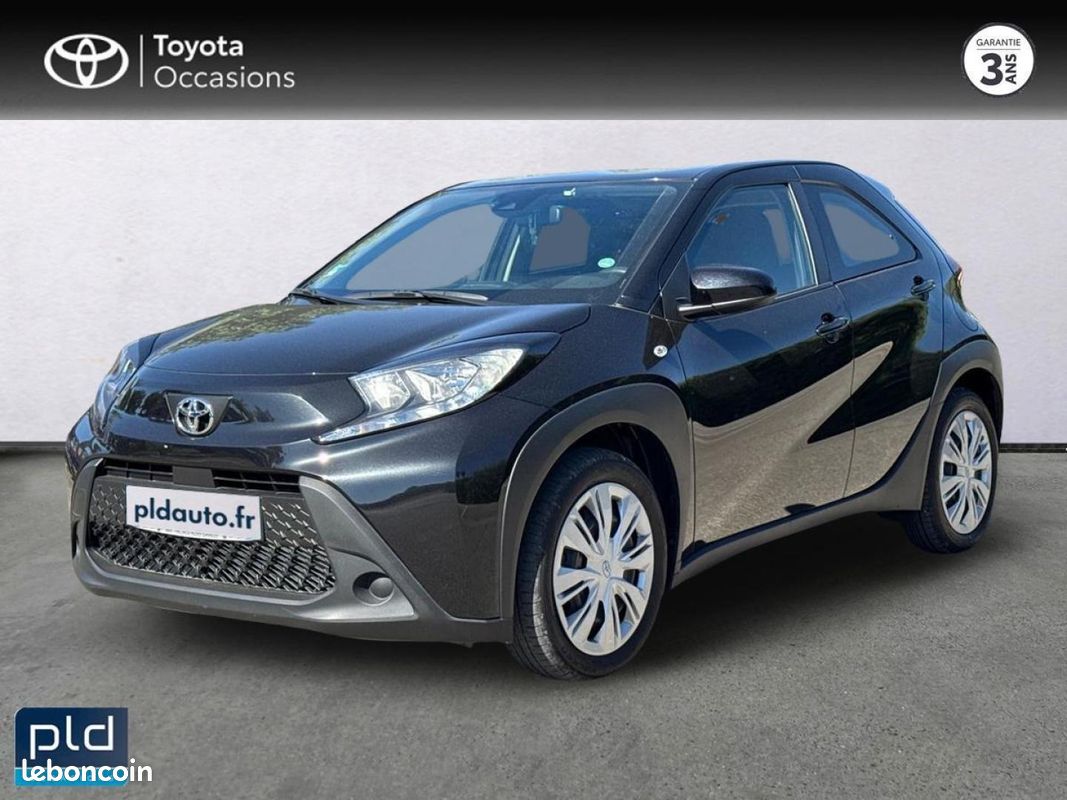 Toyota Aygo X 1.0 VVT-i 72ch Dynamic S-CVT MY23 (image 1)