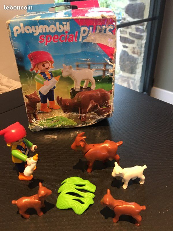 Playmobil - Fillette avec ses chèvres (image 1)