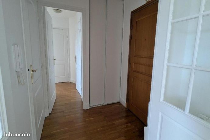 Appartement 2 pièces 61 m² — 3