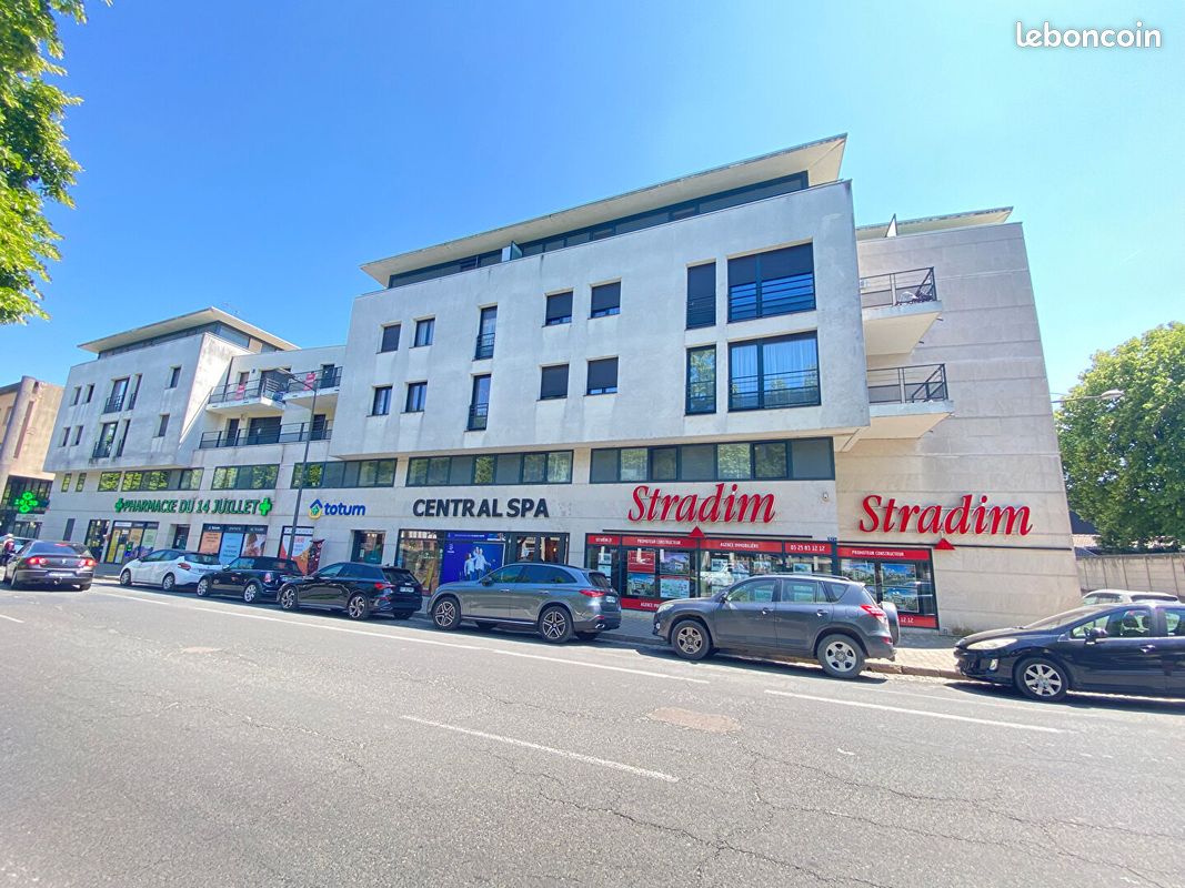 Parking/box TROYES · 62 €/mois