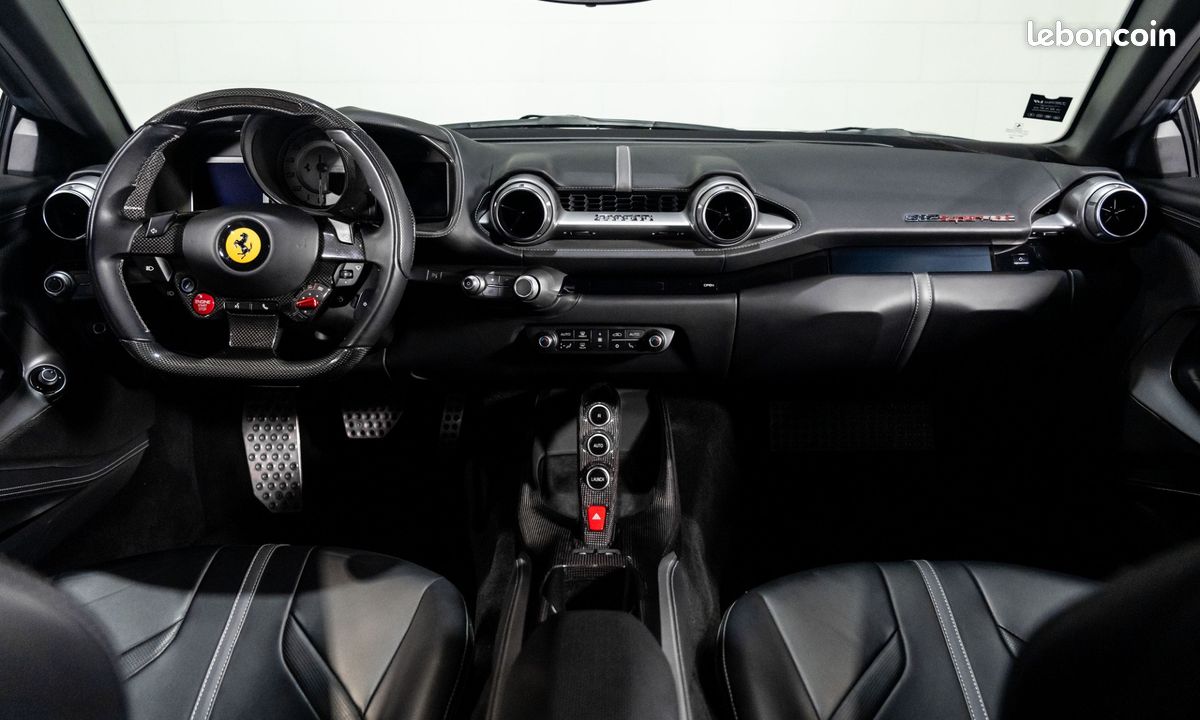Ferrari 812 Superfast V12 6.5 800Ch – Origine France / Carbone Ext Int / Display / Volant Carbone / 1999 Euros/Mois (image 10)