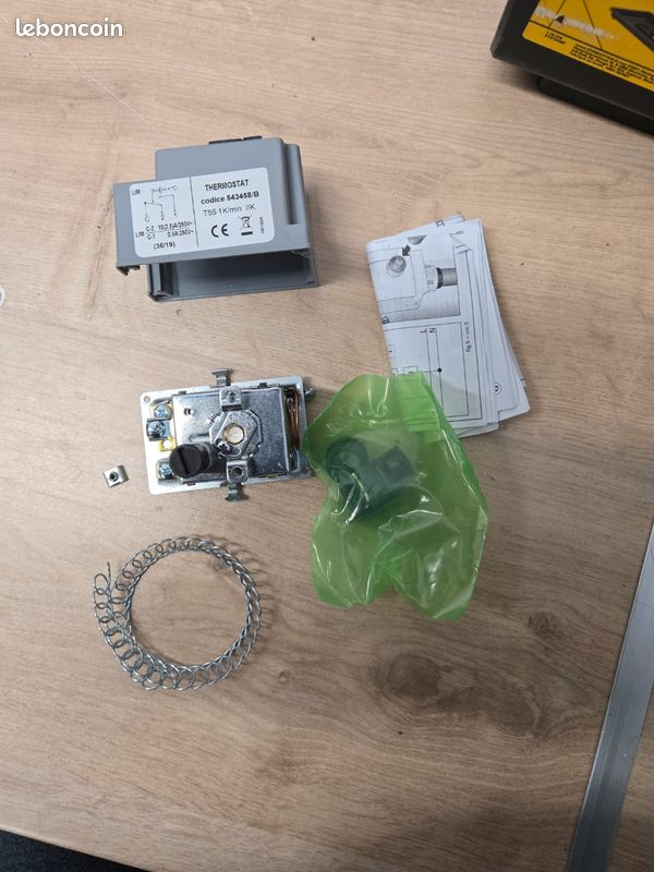 Thermostat De Chaudière IMIT Réglable 40-70°C - Réf. 543454/B, IP40, Neuf Et Emballé - Compatible Avec Plusieurs Modèles