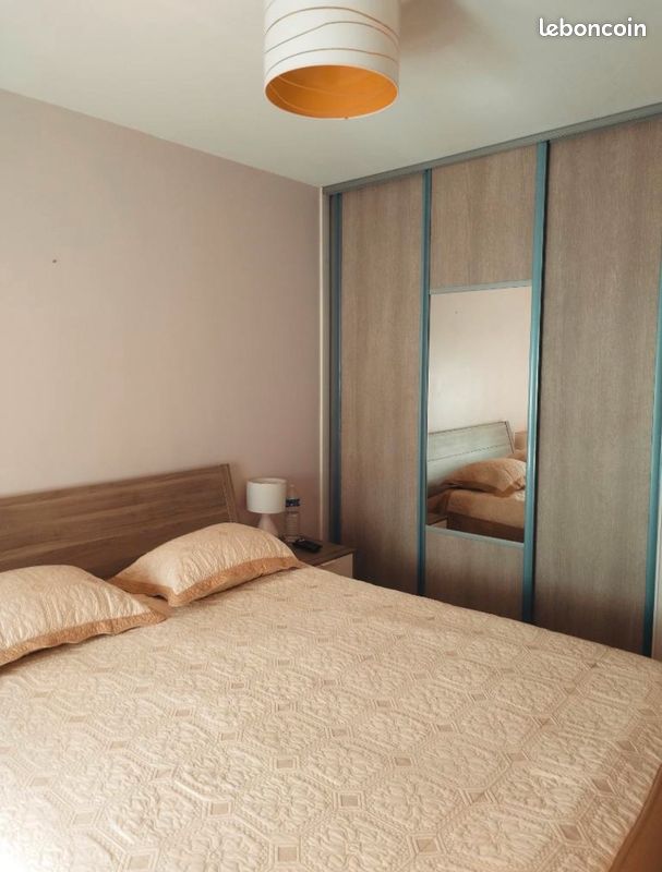 Appartement 4 pièces 80 m² · à Saint-Fons · 80 m² · 1 075 €/mois