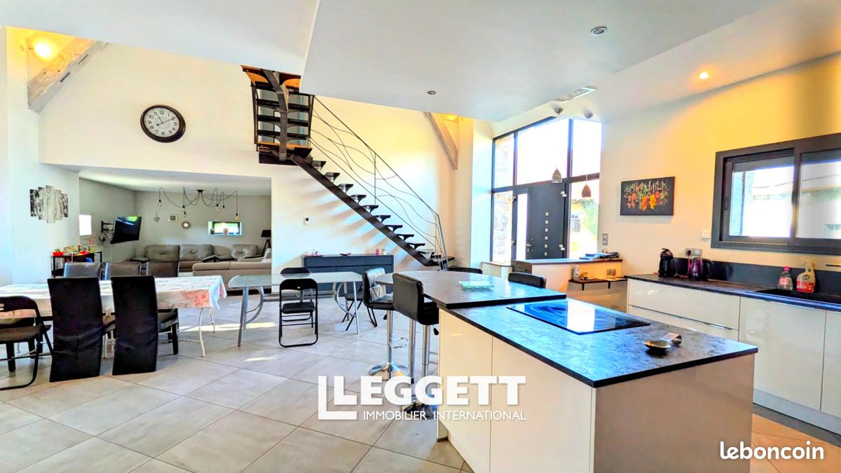 Maison 6 pièces 158 m² · à Lubersac · 158 m² · 259 000 €