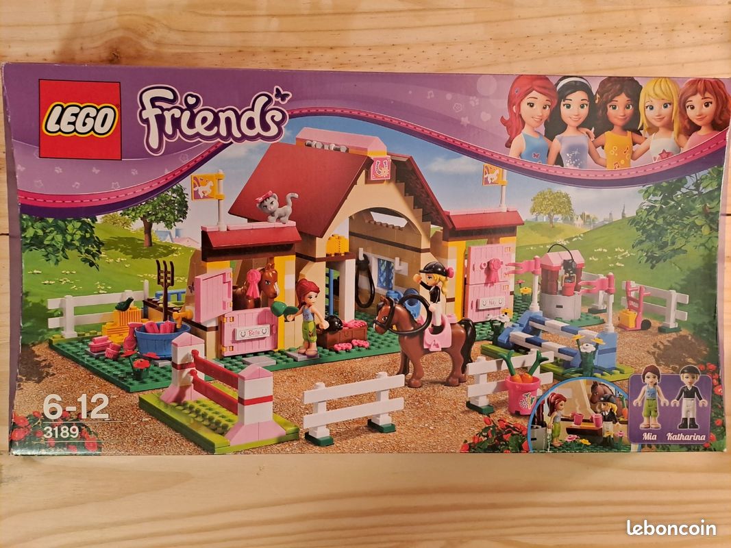 Lego Friends 3189 Centre équestre (image 1)