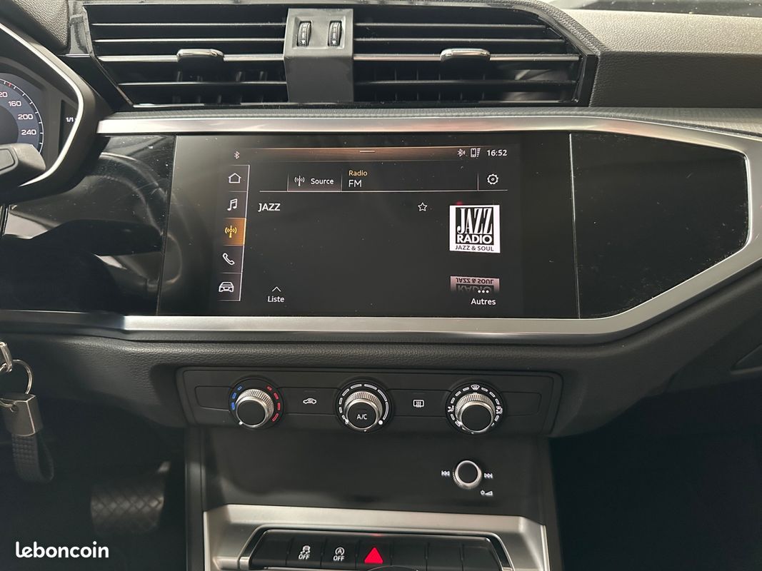 AUDI Q3 2.0 TDI 150 S TRONIC 150Ch Virtual Cockpit Attelage Amovible Garantie 12 mois (image 19)