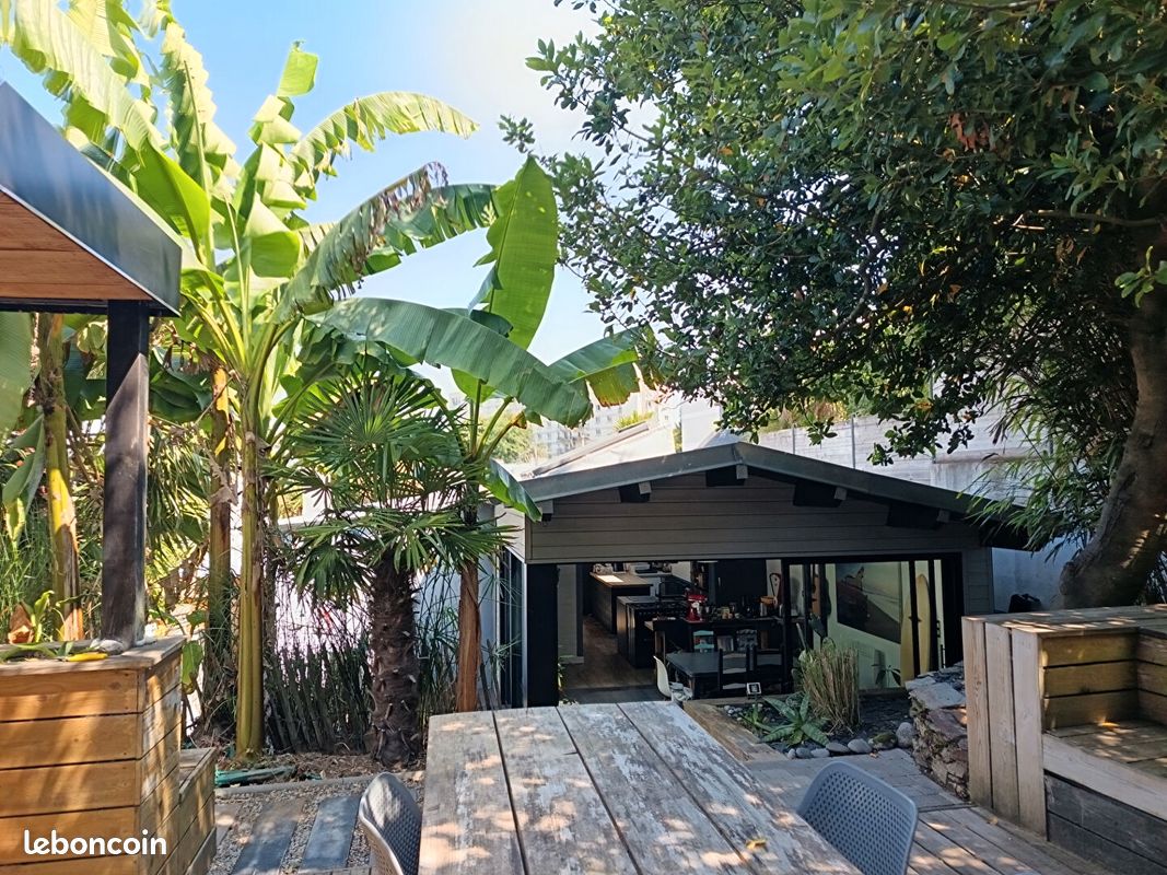 Maison 5 pièces 105 m² · à Brest · 105 m² · 378 000 €