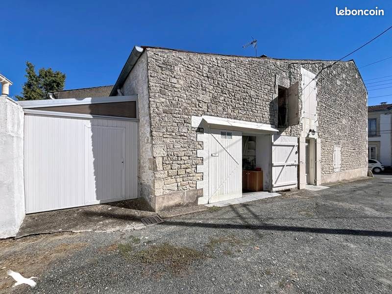 Maison 5 pièces 124 m² · à Mauzé-sur-le-Mignon · 124 m² · 140 448 €