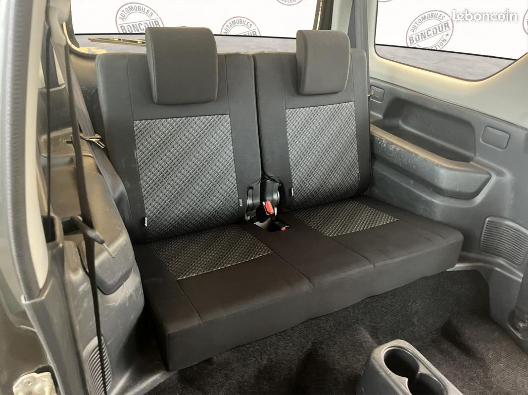 SUZUKI JIMNY 1.3i VVT - 85 BERLINE JX PHASE 3 (image 24)