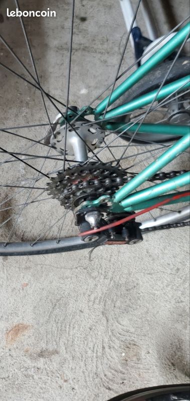 Vélo de courses français CNC 10 vitesses (image 10)