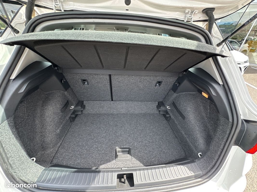 SEAT Arona 1.0 TSI 110 ch Start/Stop BVM6 Copa (image 22)
