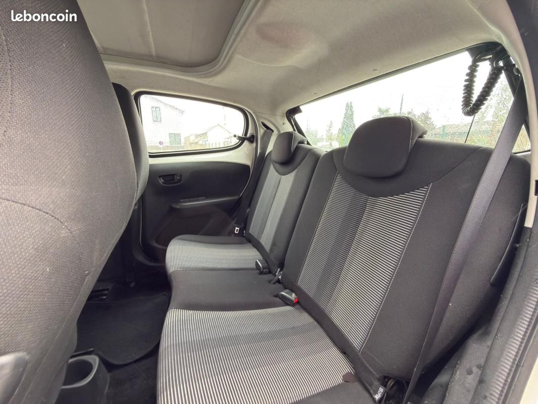 Peugeot 108 1.0 VTI ACTIVE 69CH GARANTIE 6 MOIS / REPRISE POSSIBLE (image 15)
