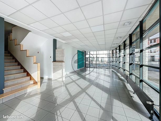 Immeuble 14 pièces 490 m²