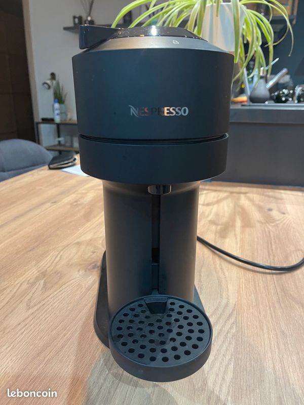 Cafetière Nespresso (image 1)