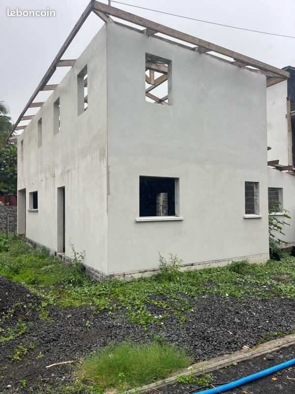 Maison 5 pièces 135 m² · à Saint-Pierre · 135 m² · 245 000 €