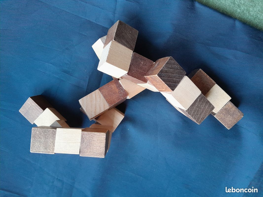 Casse tête en bois - Le cube élastique - (image 3)