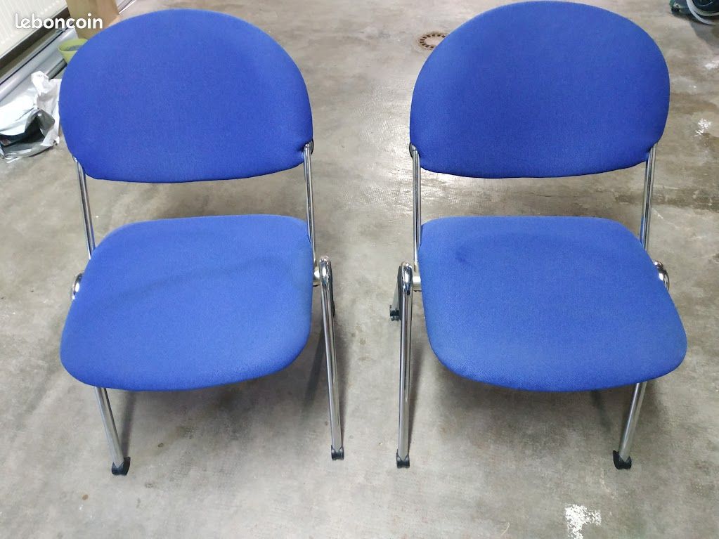 Deux chaises de réunion (image 1)
