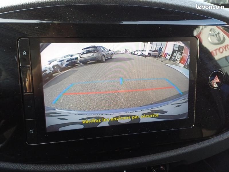 Toyota Aygo X 116h Graphic (image 19)