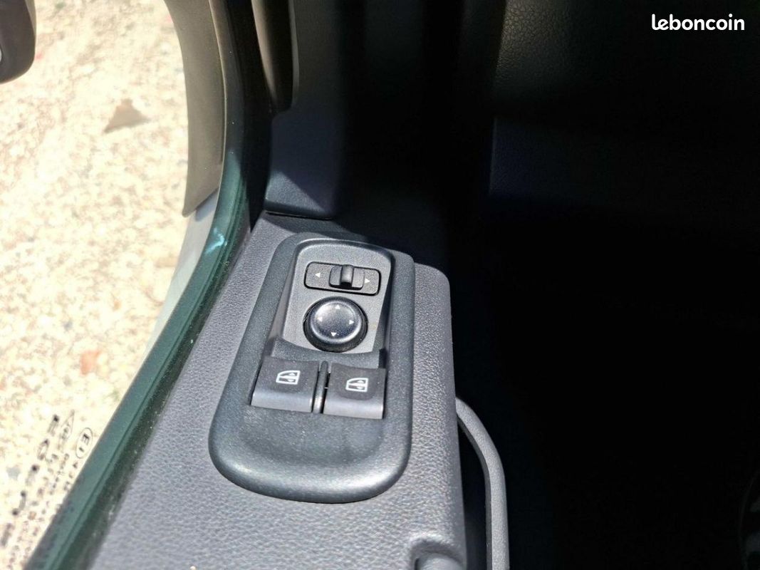 RENAULT MASTER Confort F3500 L2H2 2.3 Energy dCi - 145 fourgon nacelle tronqué K26 KLUBB (image 11)