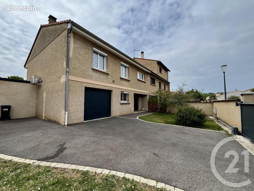 Maison 5 pièces 114 m² · à Bourg-lès-Valence · 114 m² · 310 000 €