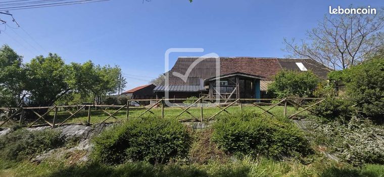 Grange 1 pièce 180 m²