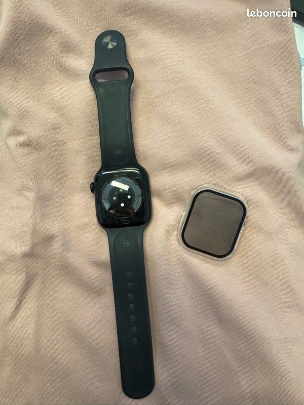 Apple Watch série 10 noire (image 2)