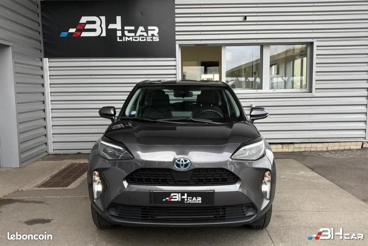 Toyota Yaris CROSS 116H HYBRID DYNAMIC MY22 CAMERA DE RECUL (image 3)