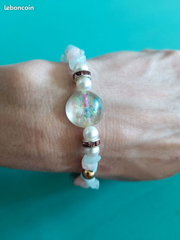 Bracelet Turquoise /Jade.de pierres véritables/ résines. Unique Aphrodisies Bijoux (image 1)