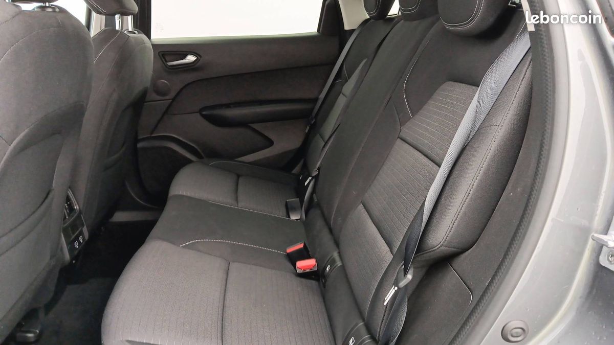 Renault arkana mild hybrid 140 edc fap 22 (image 13)