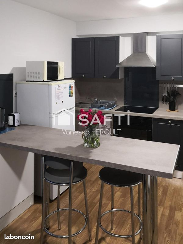 Studio 6 pièces 288 m² (image 6)